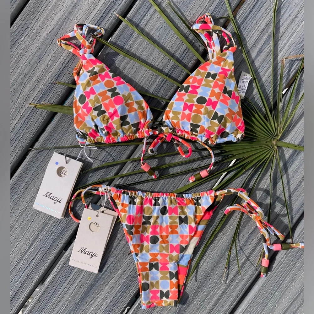 MAAJI Neon Set - Brenda String Bikini Top & Splashy Cheeky Thong Bottoms - M